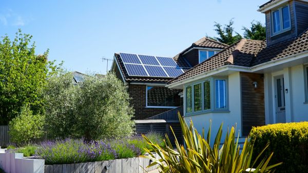 Maximisez l'efficacité de vos panneaux solaires pour produire plus